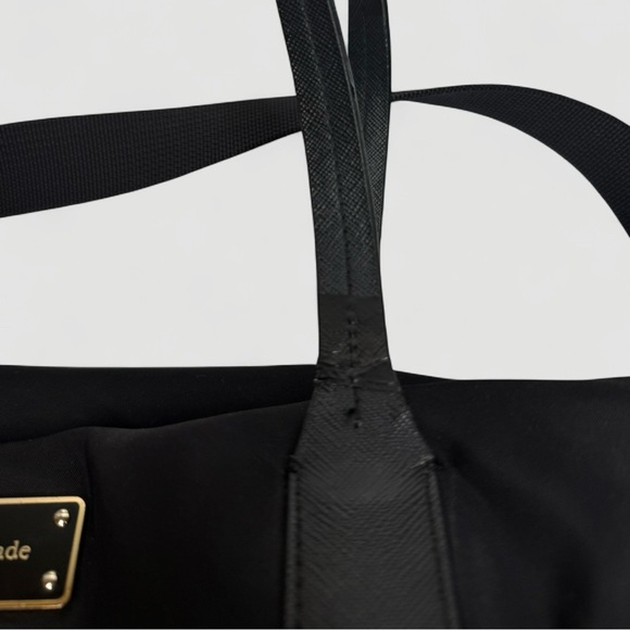 Kate Spade Chelsea Large Baby Tote Diaper Bag & Changing Pad Black, Tan Interior - Picture 15 of 16